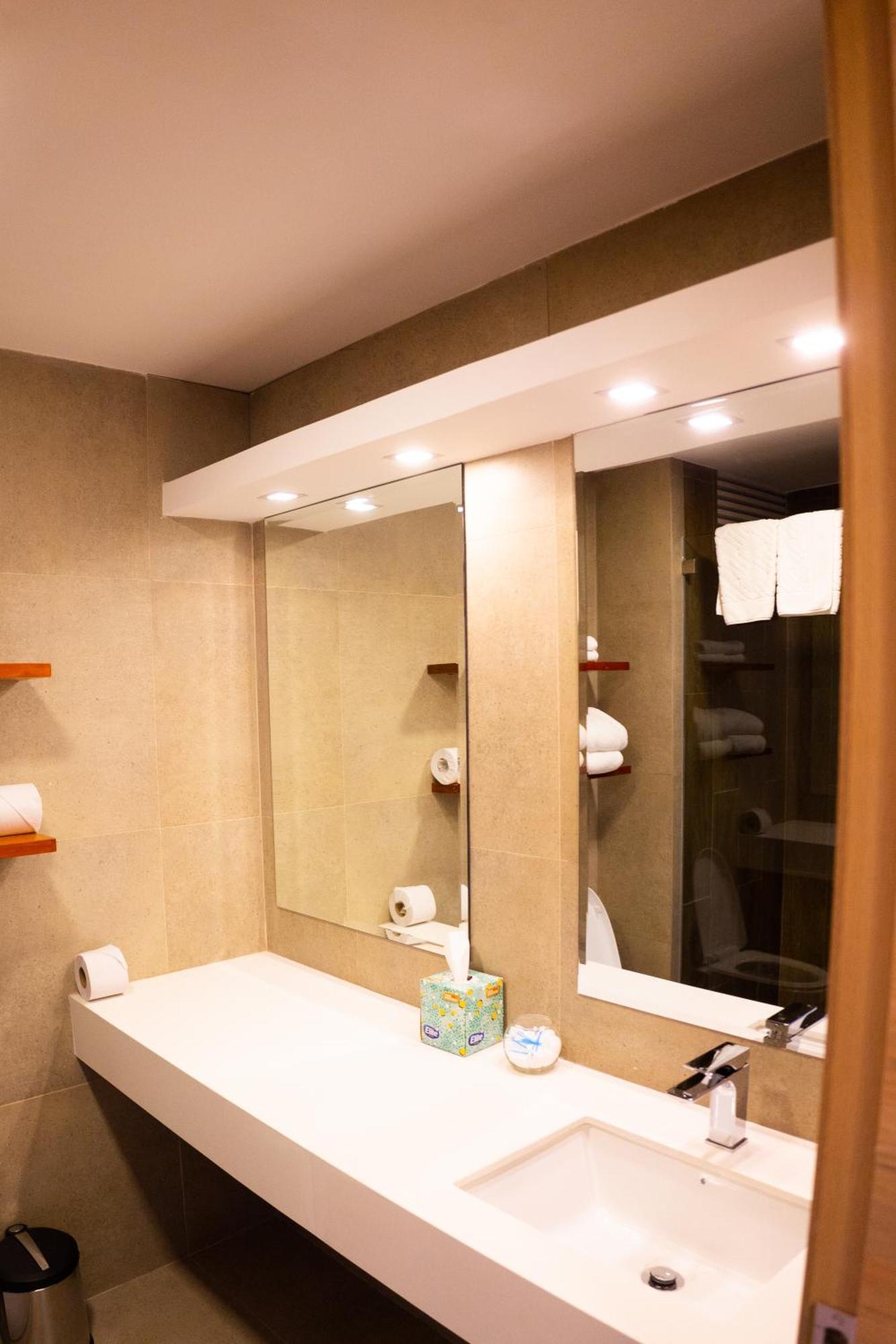 Hotel Ambato Zewnętrze zdjęcie