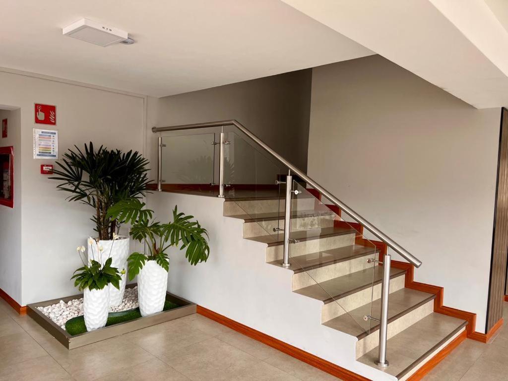 Hotel Ambato Zewnętrze zdjęcie