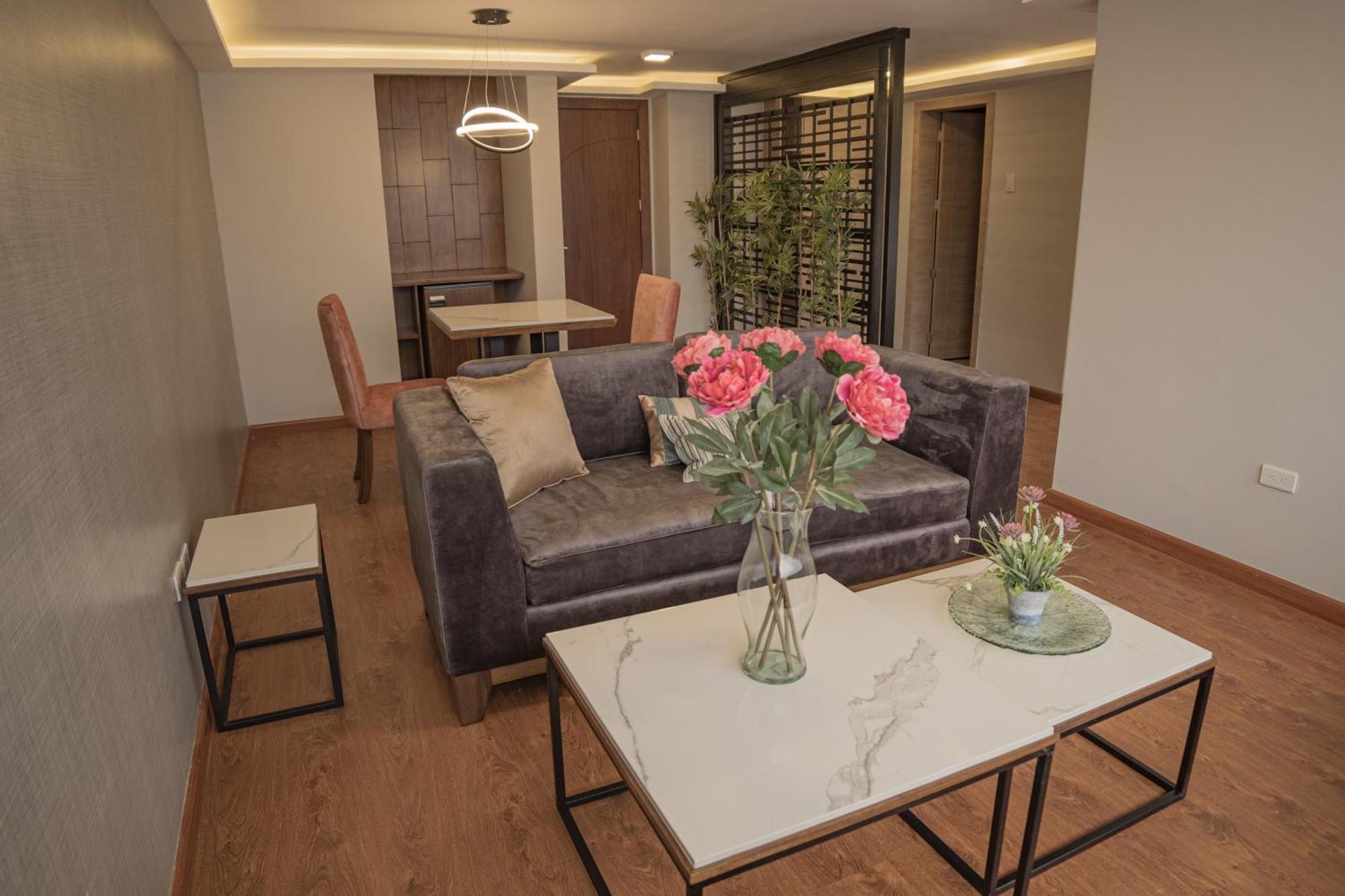 Hotel Ambato Zewnętrze zdjęcie